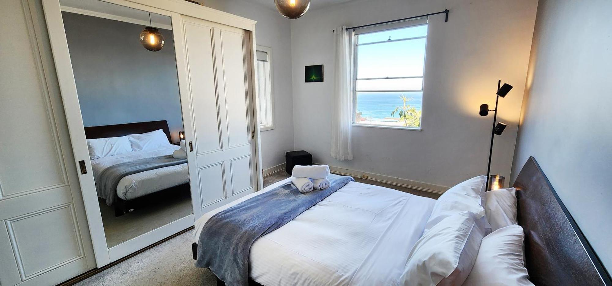 Relaxed Coastal Living With Fantastic Sea Views Apartment Sydney